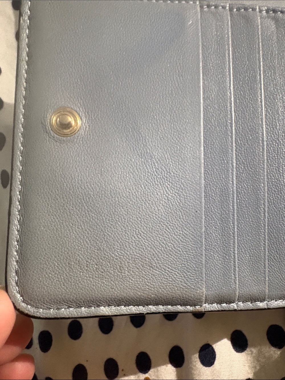 Valentino Garavani Rock-stud Compact Wallet - Picture 3 of 16